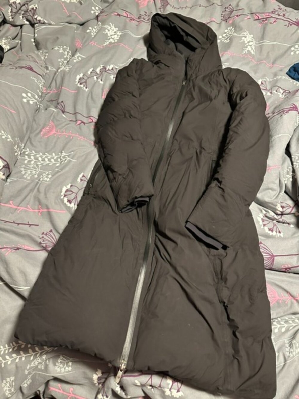 Lululemon sleet street winter jacket long size 6